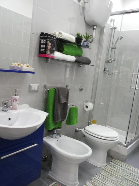 San Nicola Apartment Blu Napoli Bagian luar foto