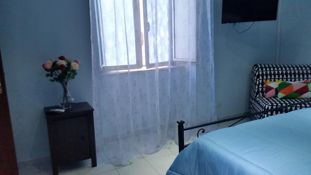 San Nicola Apartment Blu Napoli Bagian luar foto